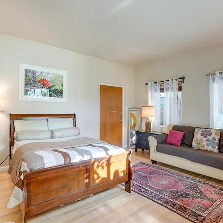 Downtown Oakland Studio, 6 Mi To Toll Plaza Beach!